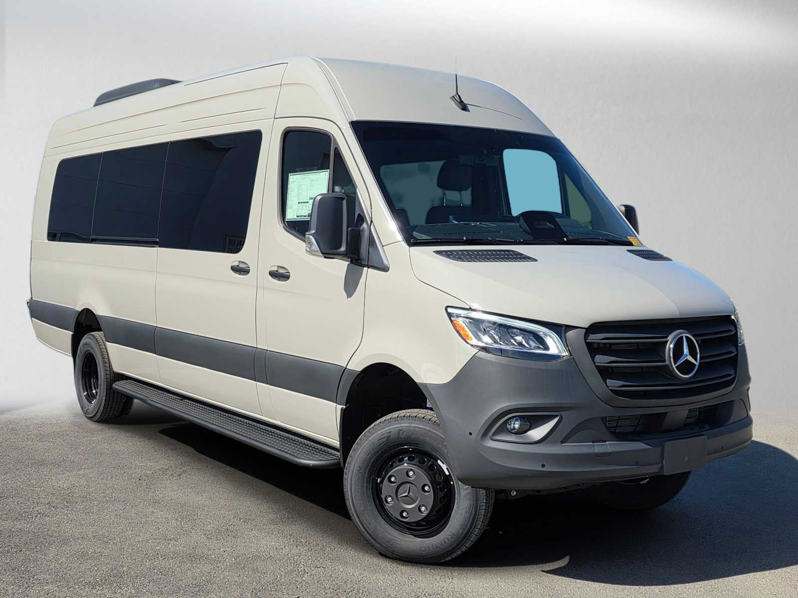 2025 Mercedes-Benz Sprinter Cargo Van