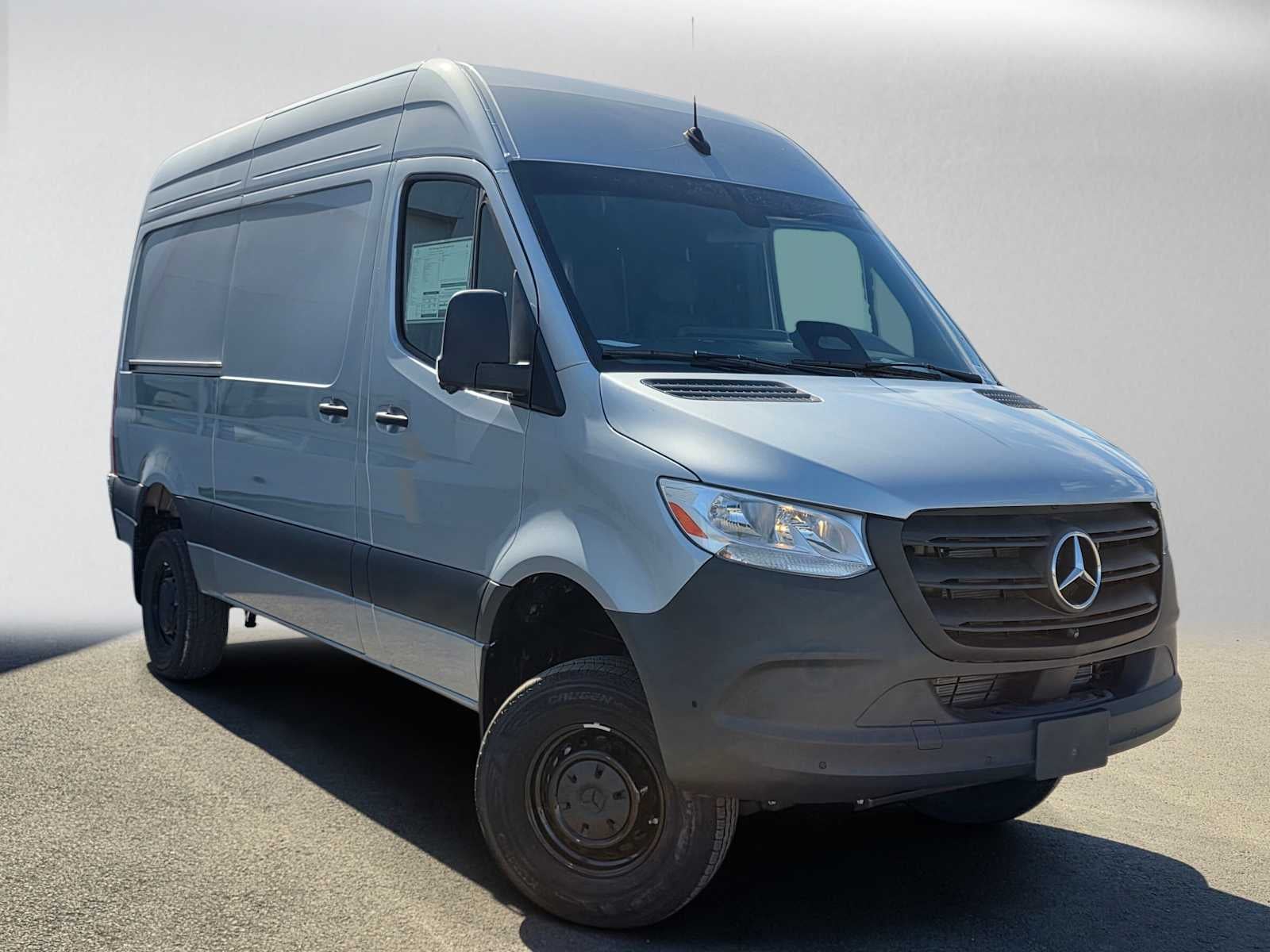 2025 Mercedes-Benz Sprinter Cargo Van