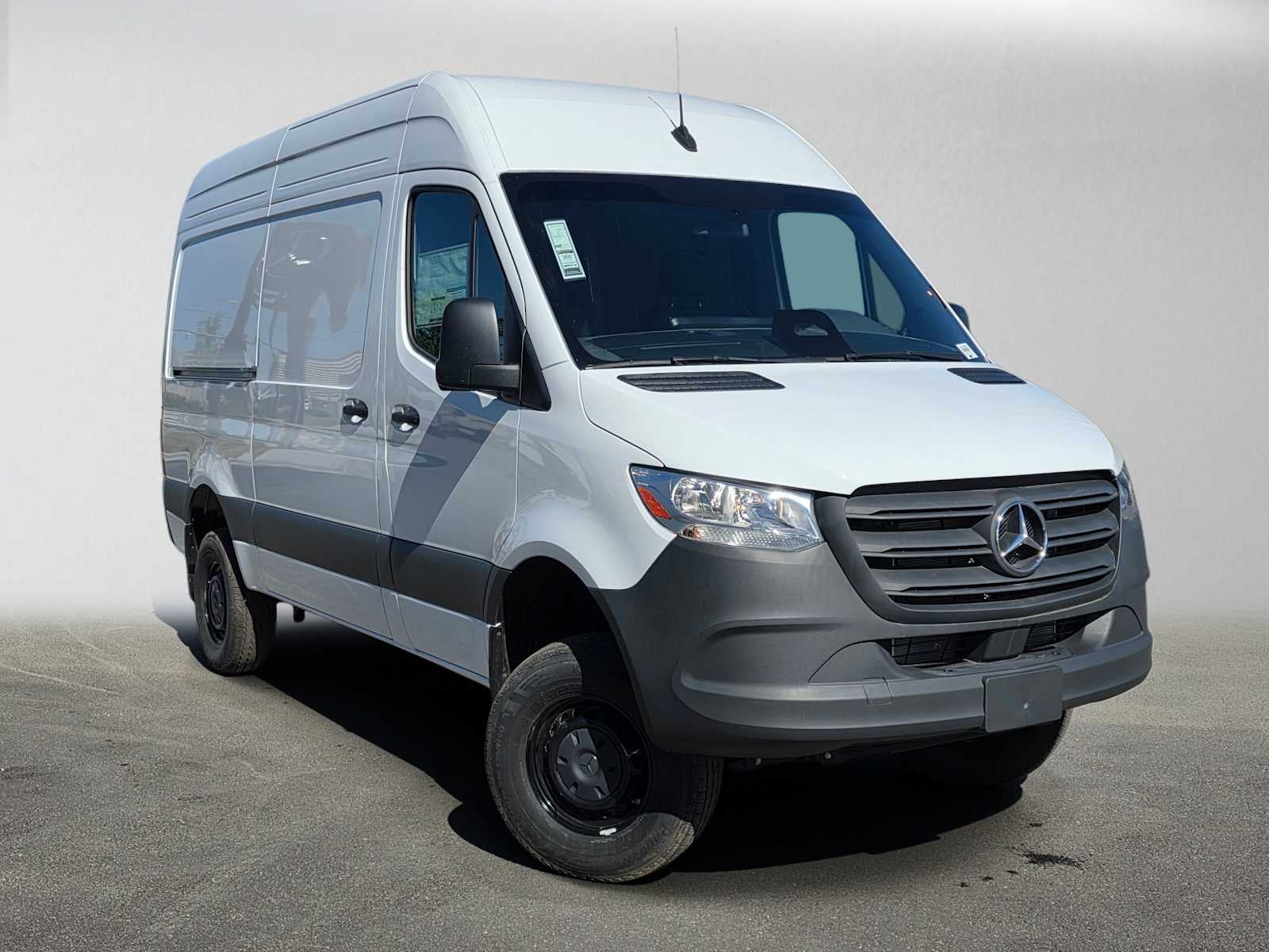 2025 Mercedes-Benz Sprinter Cargo Van